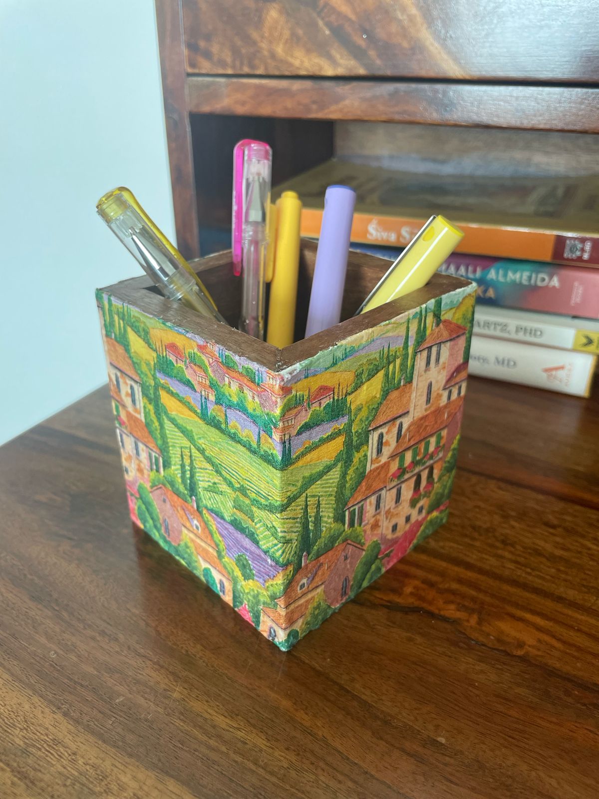 Venice 2 Pen stand